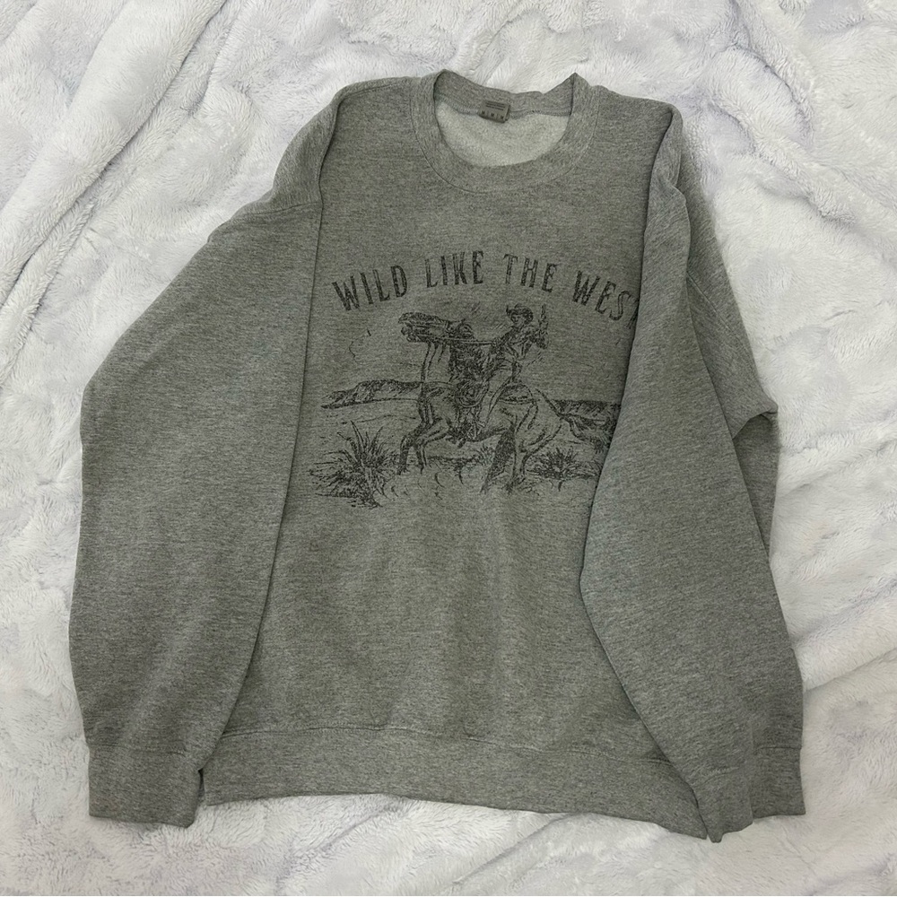 Gildan Gray Wild West Graphic Women's Sweater